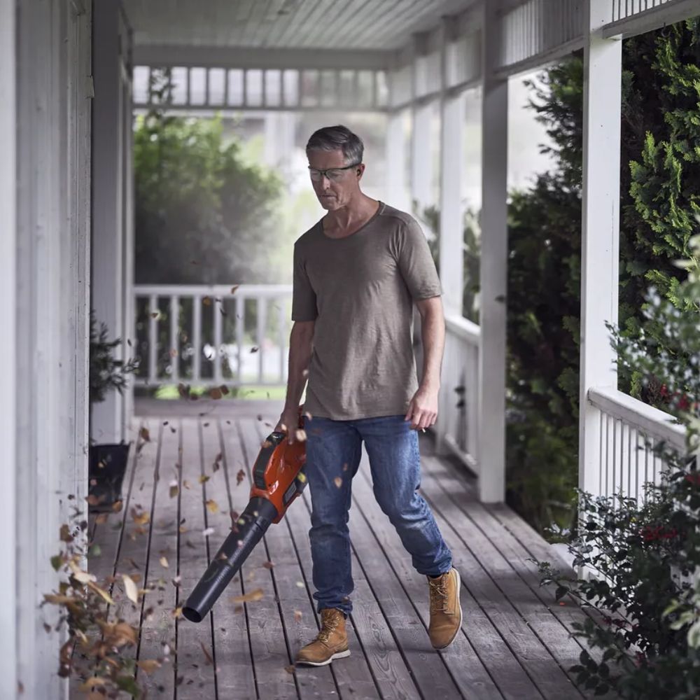 HUSQVARNA 120IB Cordless Handheld Leaf Blower - Image 3