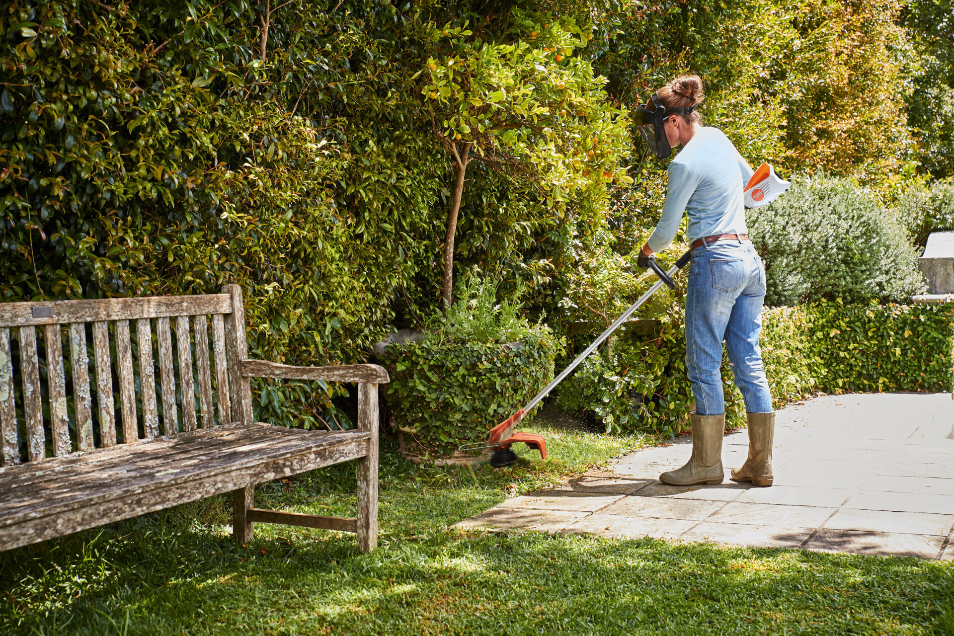 STIHL FSA 60 R Cordless Brushcutter (Promo Kit) - Image 2