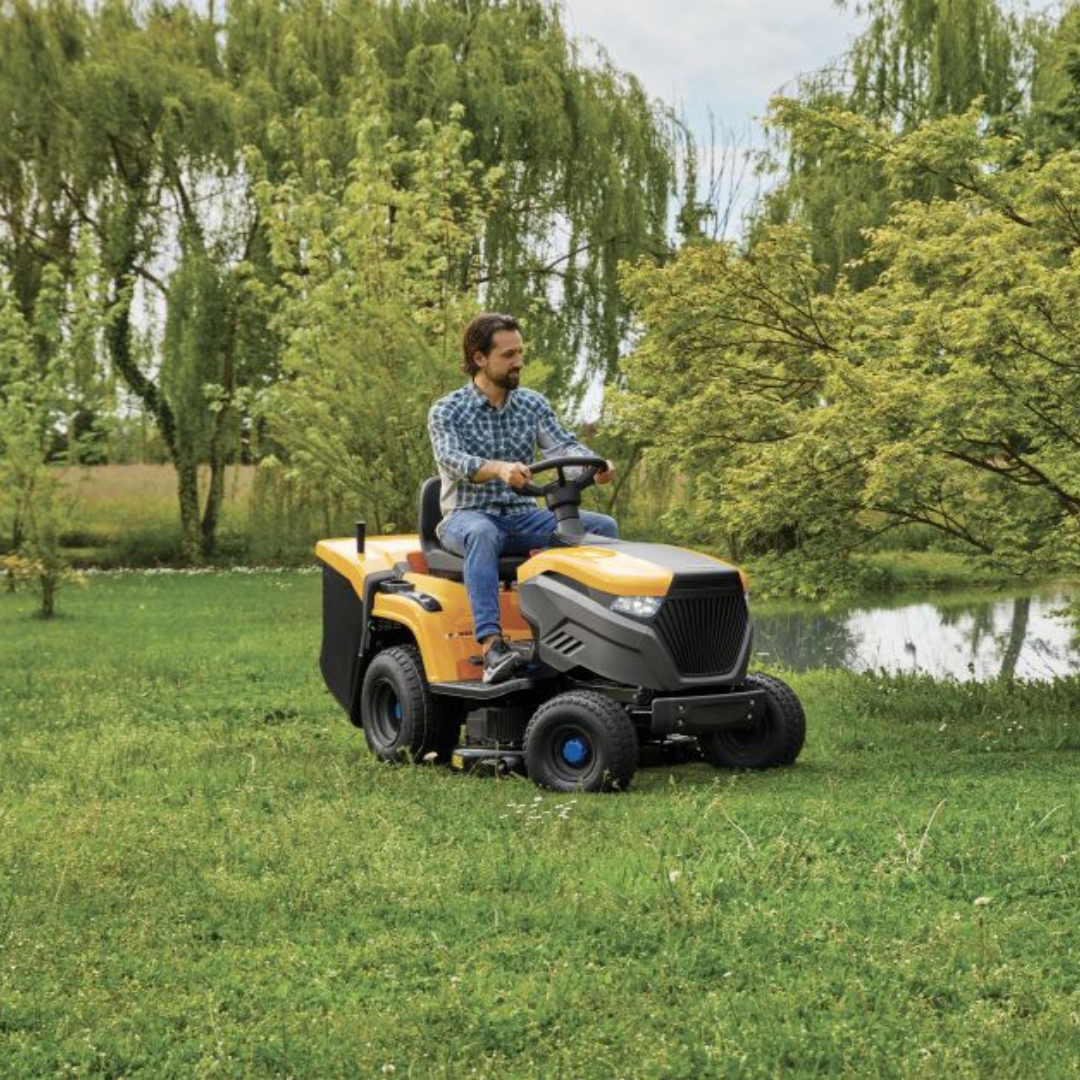 STIGA ESTATE 584e Battery Garden Tractor - Image 4