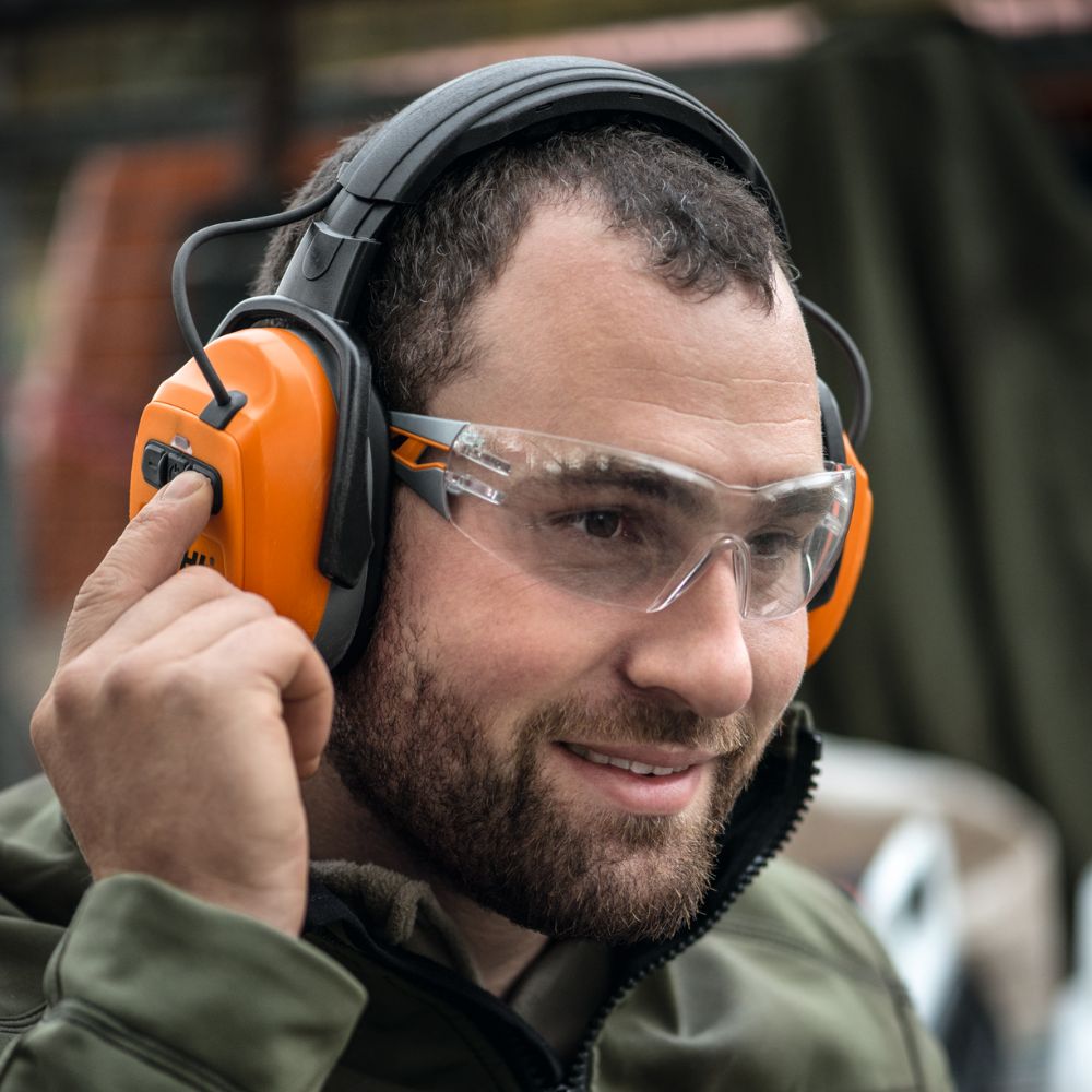 STIHL Dynamic Bluetooth Ear Protectors - Image 2