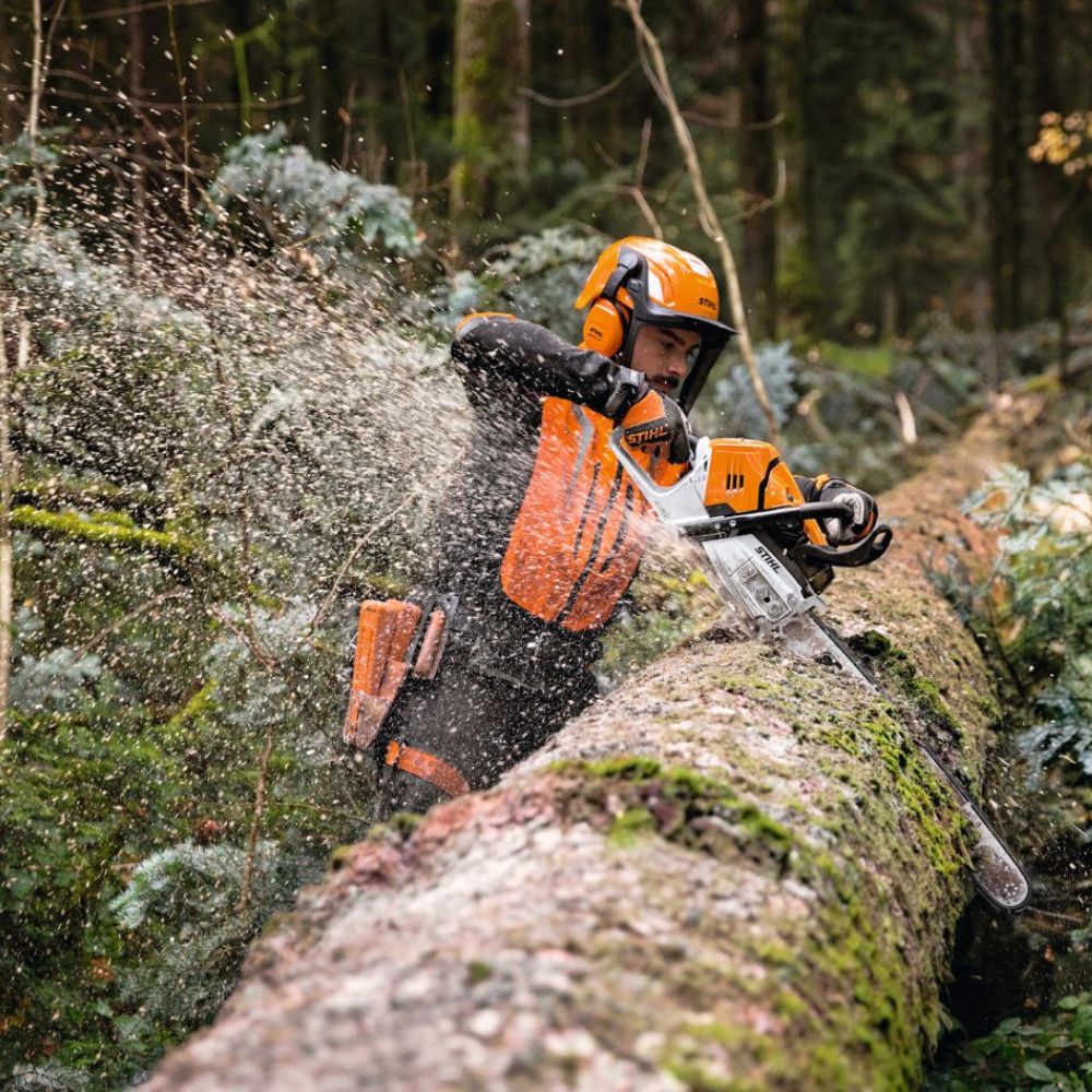 STIHL MS 500i Petrol Chainsaw - Image 5